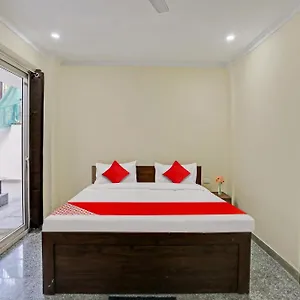 *** Hotel O Unicorn Near Omaxe Celebration Mall India